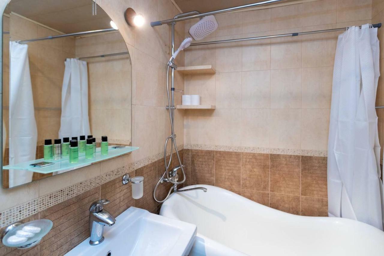 Wehost Cosy Apartment Tiflis Dış mekan fotoğraf